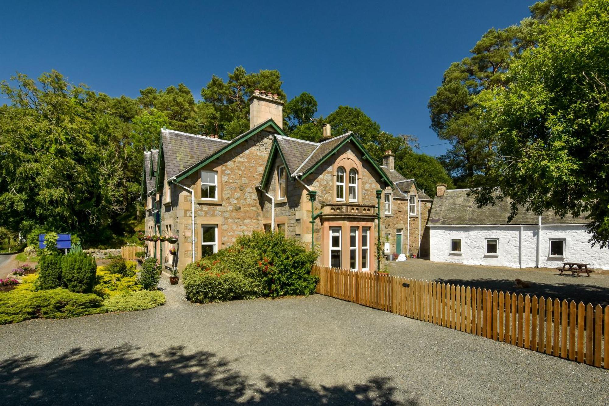 Strathardle Lodge Kirkmichael  Экстерьер фото
